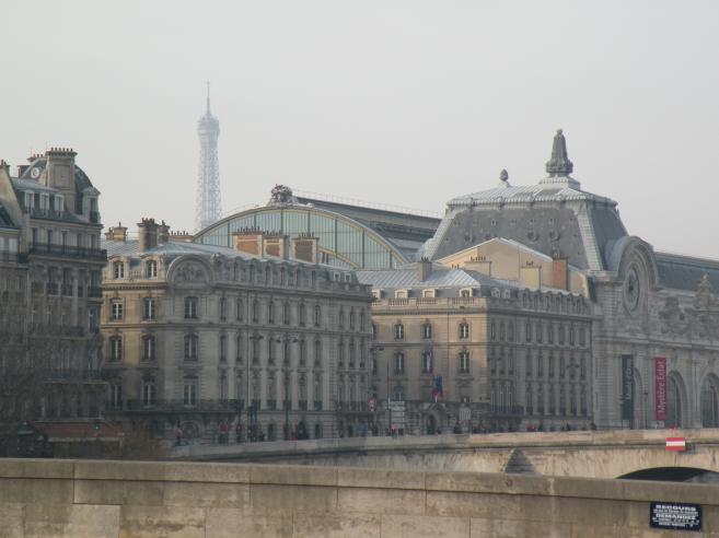  Tour Eiffel et musée d'Orsay